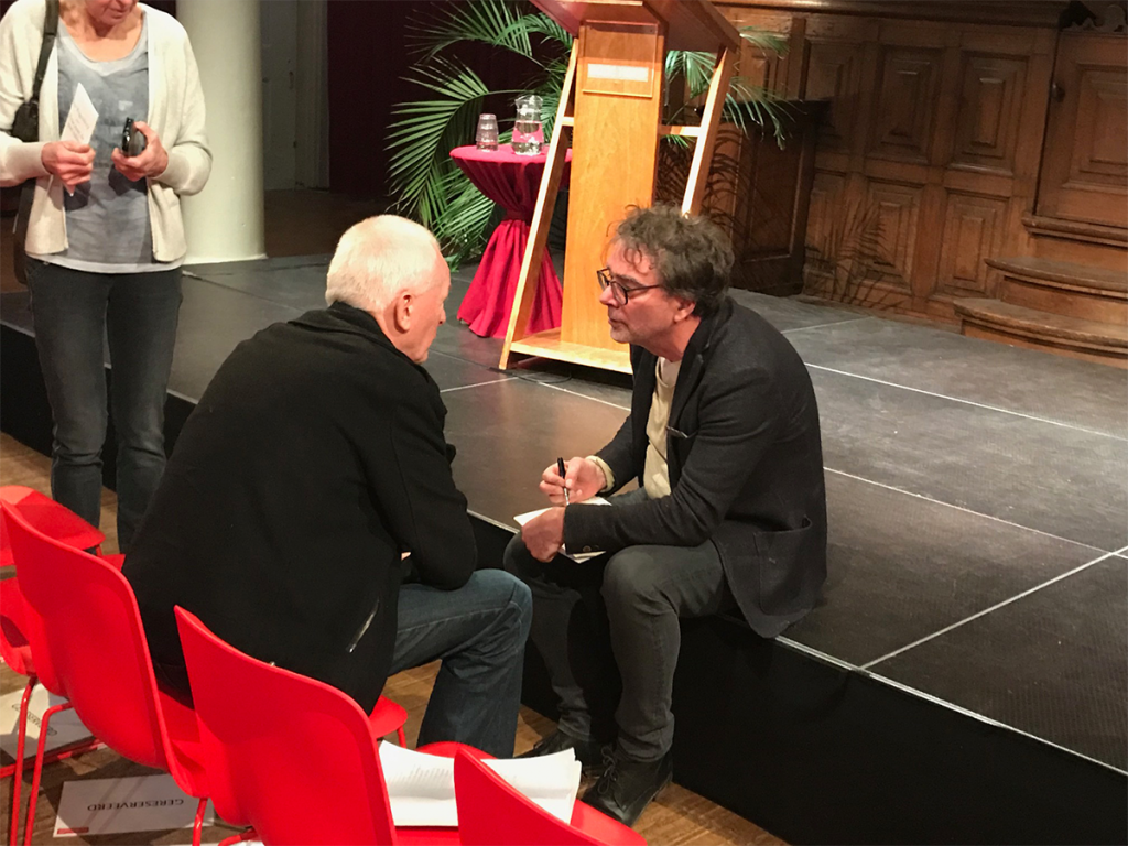 Bert Wagendorp: ‘sportwedstrijd steeds meer een theaterstuk’ | Nieuw